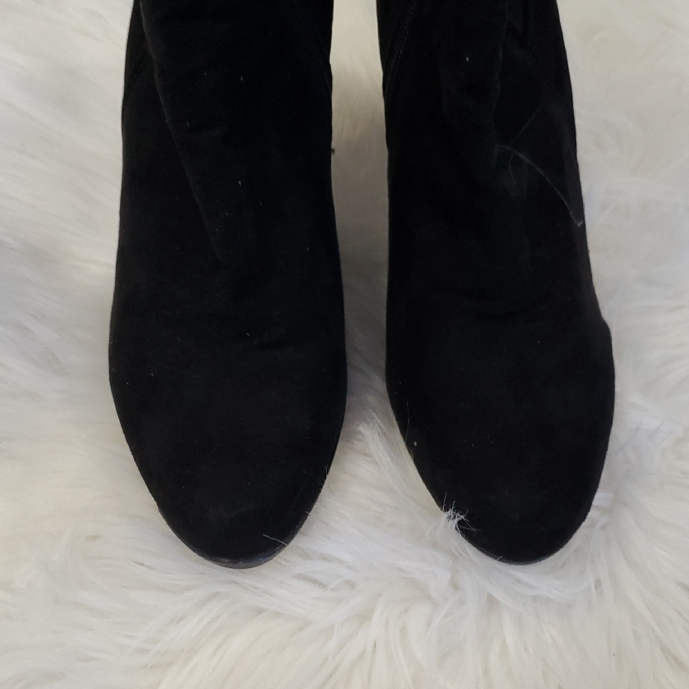 Kelly & Katie Black Suede Heeled Boots - Picture 6 of 16
